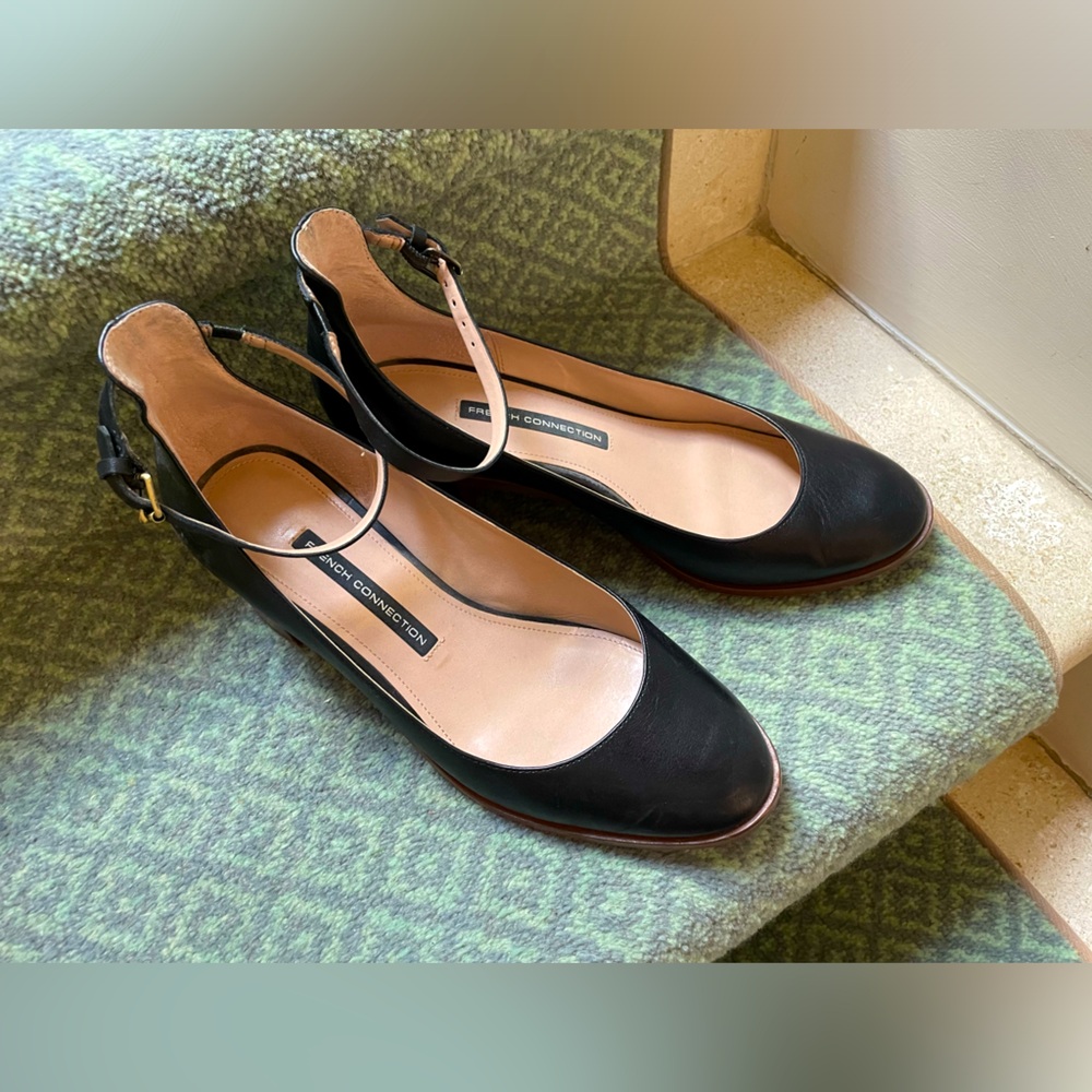 French Connection Ankle Strap Pumps 🖤